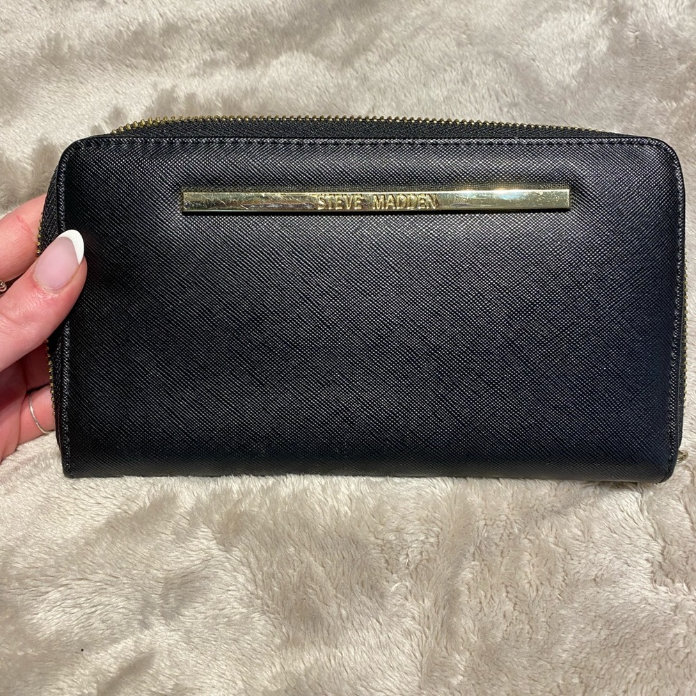 Steve Madden Wallet
